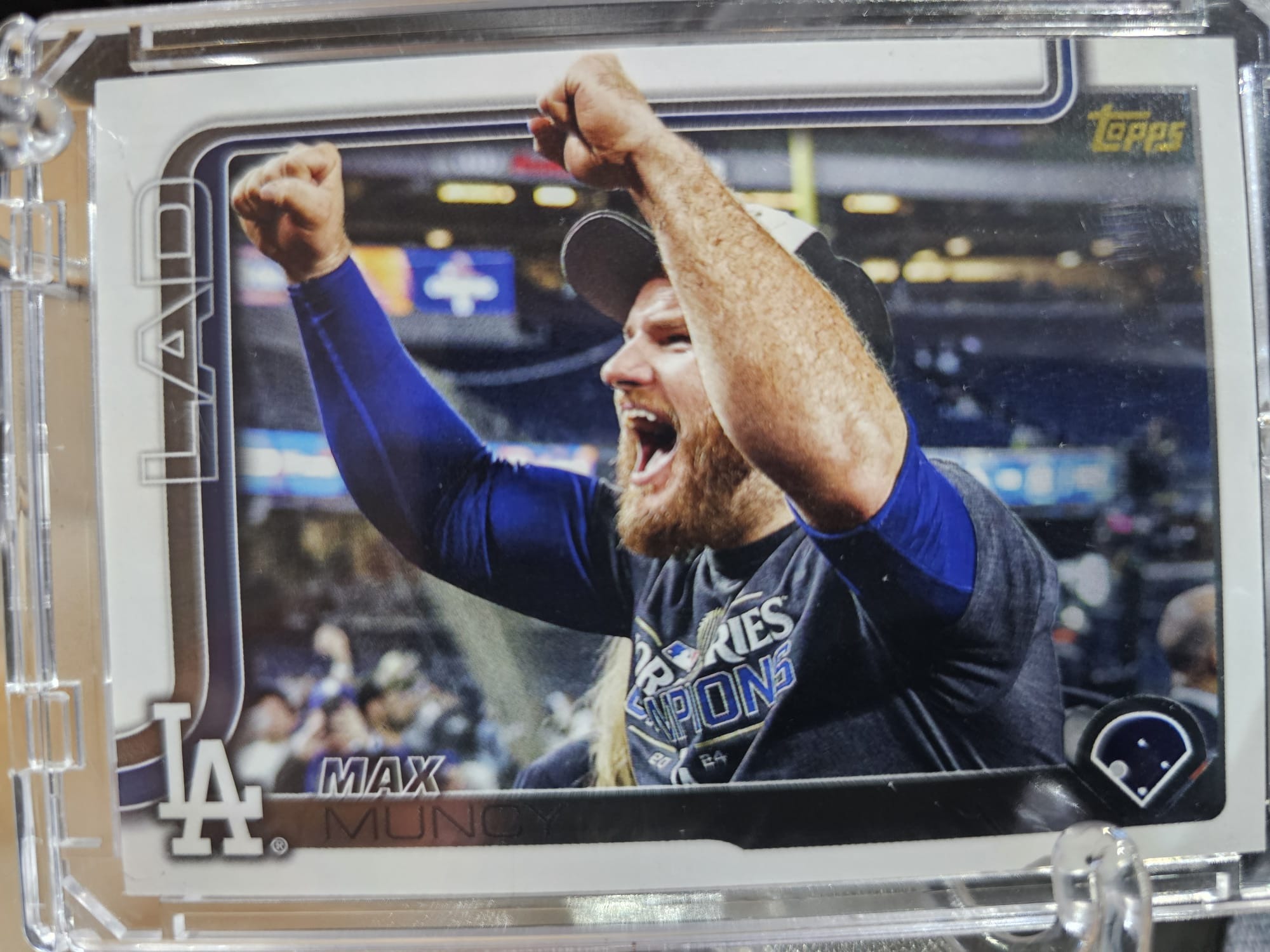 Max Muncy 2025 Topps Gold World Champion