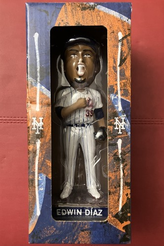 2025 Edwin Diaz Bobblehead New York Mets SGA 5/10/25 New Unopened